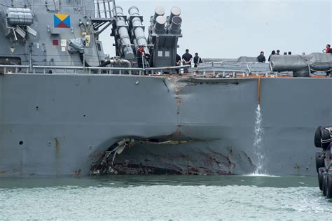 us navy ship collision 2017